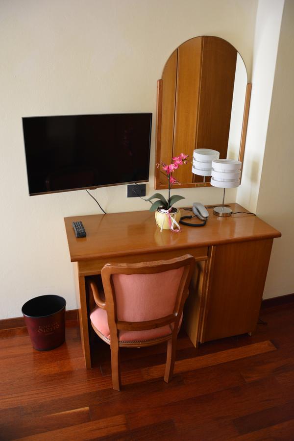 Hotel Giotto ガルダ エクステリア 写真